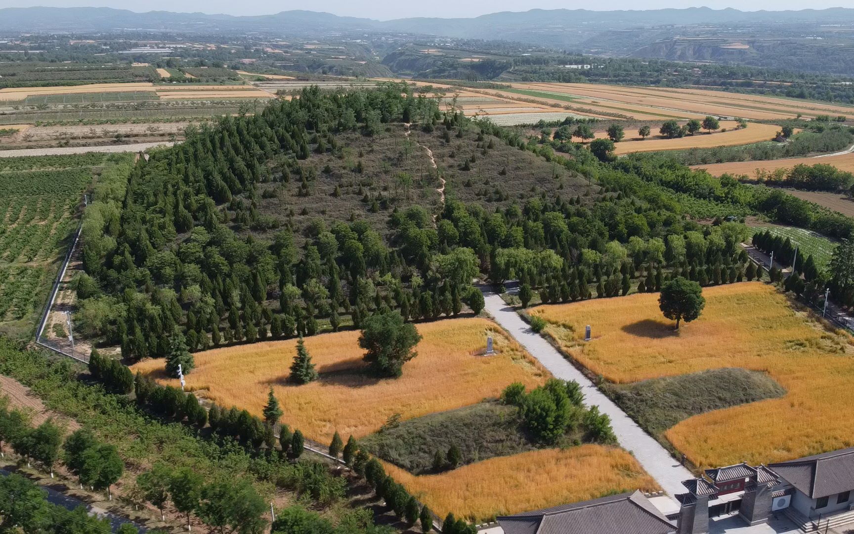 皇帝即位前母亲却被迫自尽汉武帝的江山社稷和钩弋夫人的汉云陵