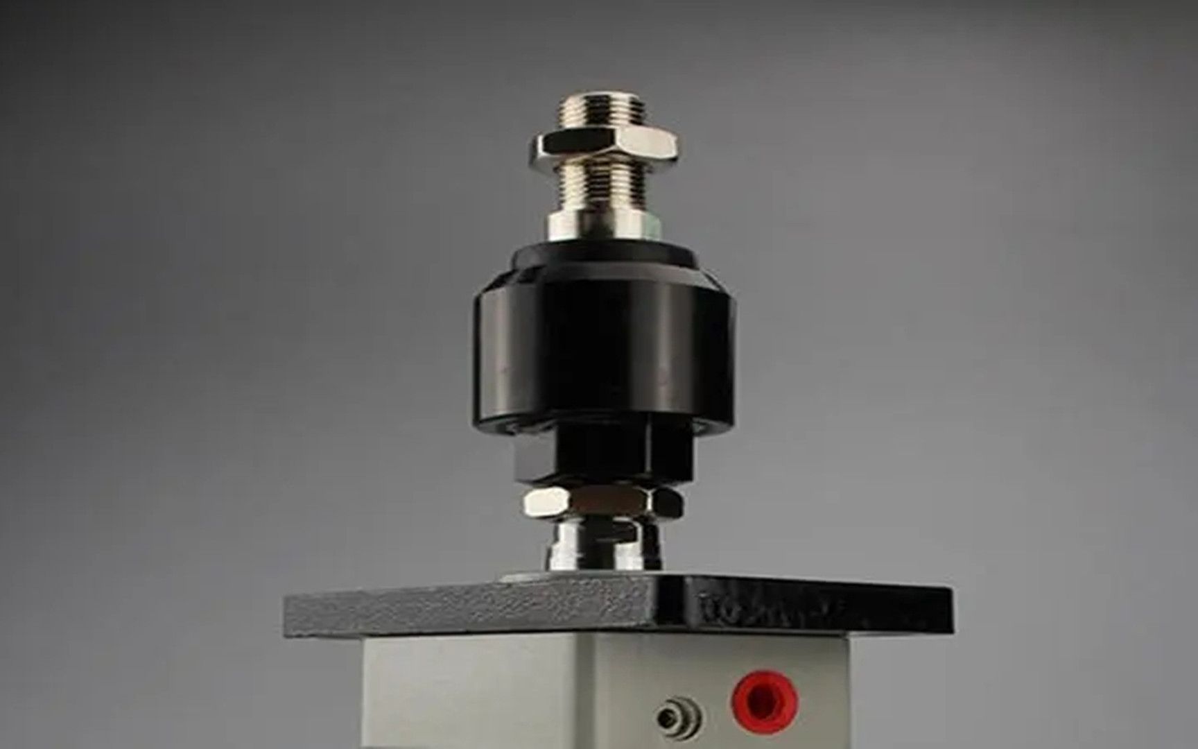 海归女博士教你气缸活塞杆接头的应用!