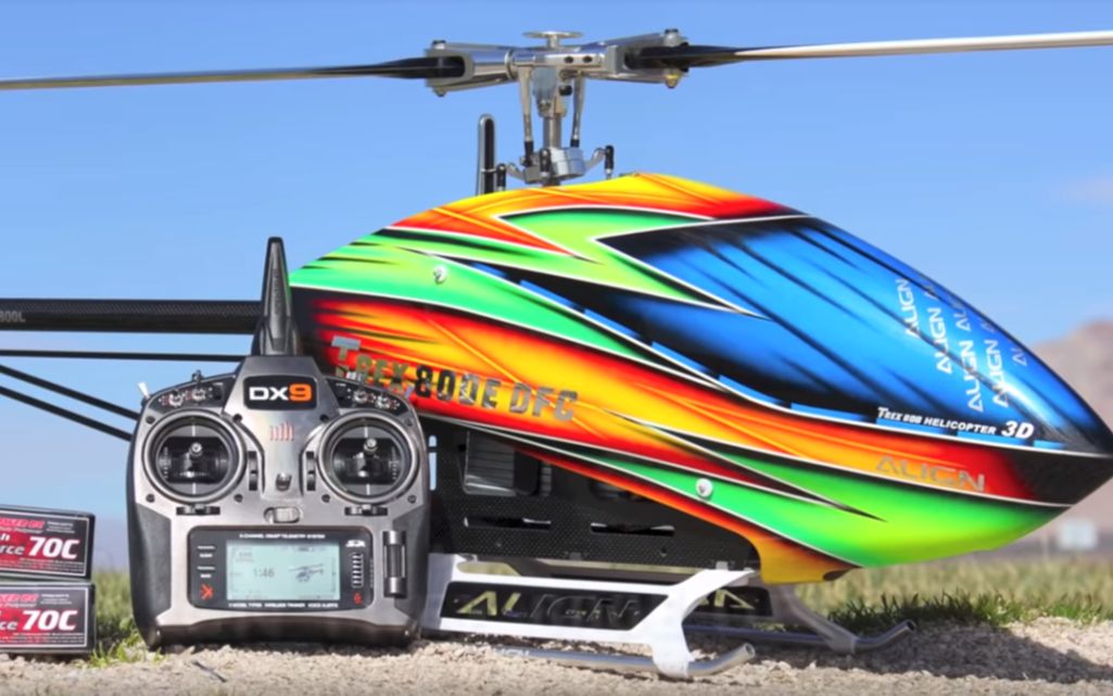 alanszabo亚拓800edfc直升机特技表演