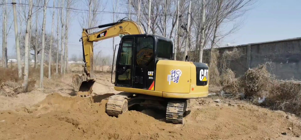 二手挖机 精品卡特307e2挖机,车况性能免检,价格合适.