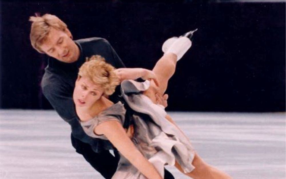 [图]Jayne Torvill & Christopher Dean - Bridge Over Troubled Water