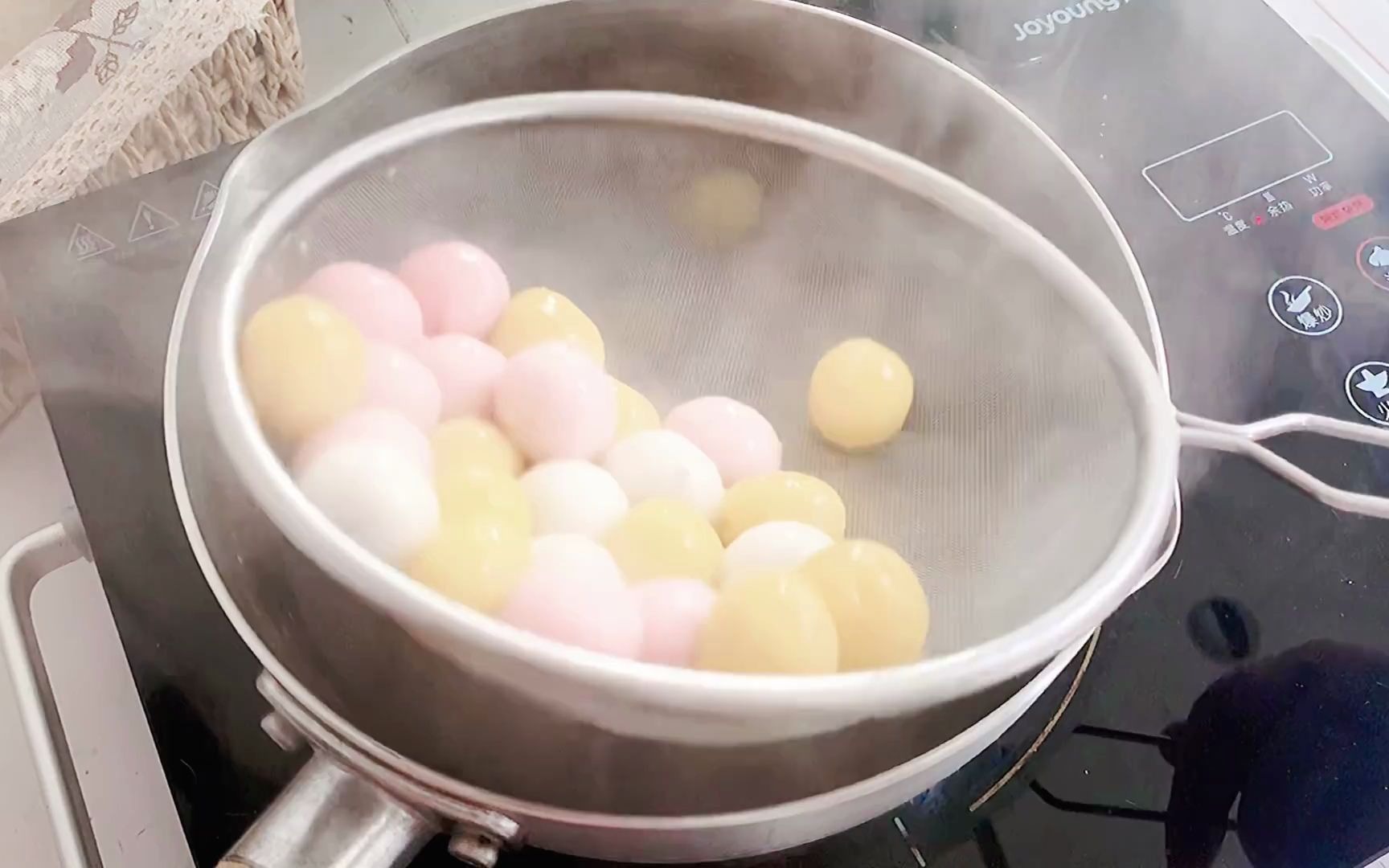 三色丸子椰汁撞奶_哔哩哔哩_bilibili