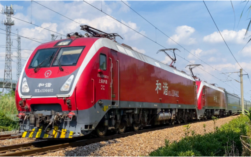 【中国铁路】【京沪线】z268次双机牵引!160km/h全速通过!