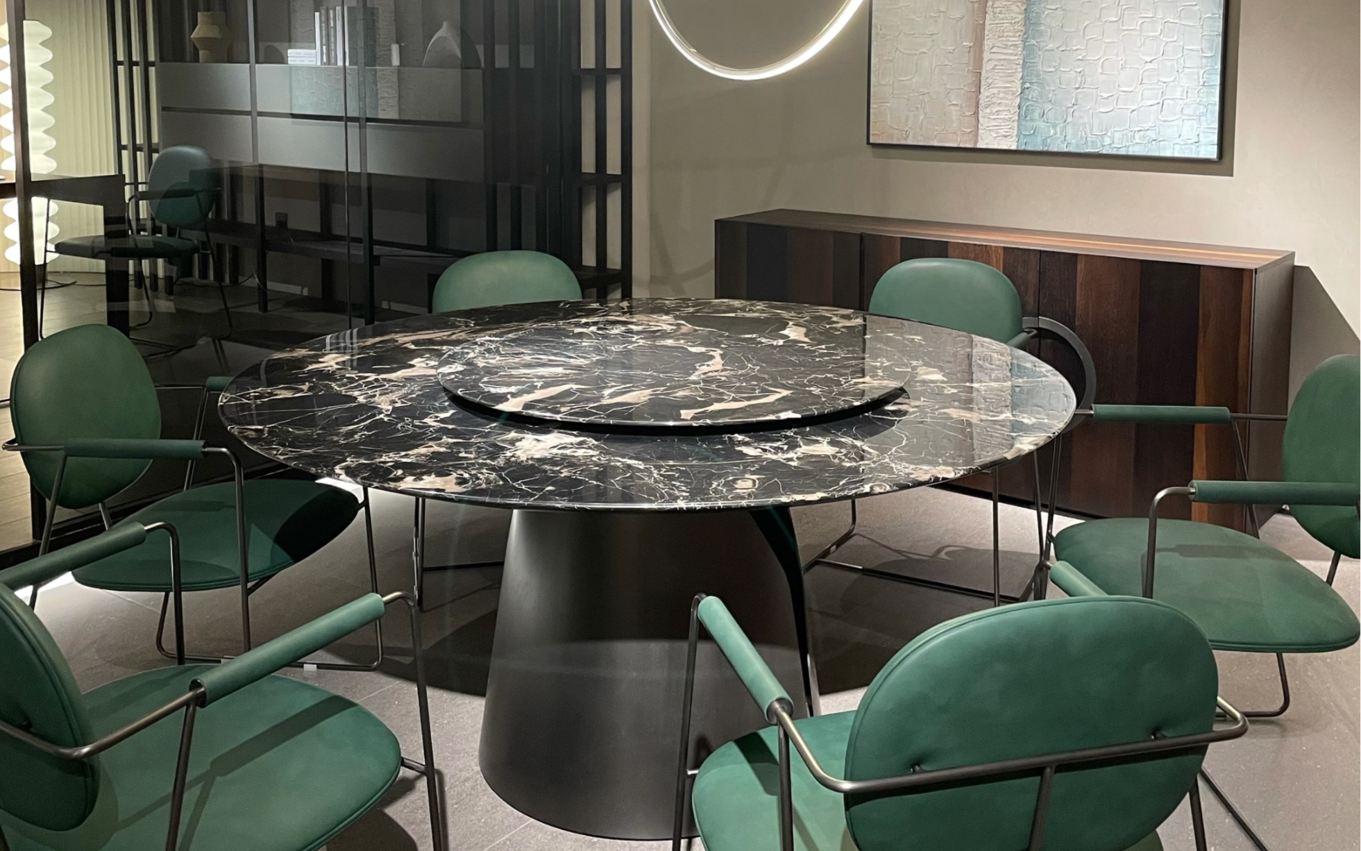 黑玫瑰天然大理石餐桌|为什么进口大理石那么多人喜欢呢?