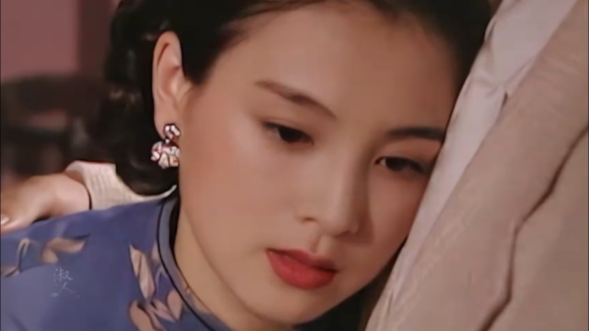 我的天……完全理解导演喜欢怼脸拍的原因了