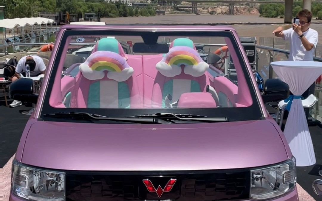 妈妈,我也想要一台粉色敞篷mini,好man的#人民的代步车 #宏光mini敞篷