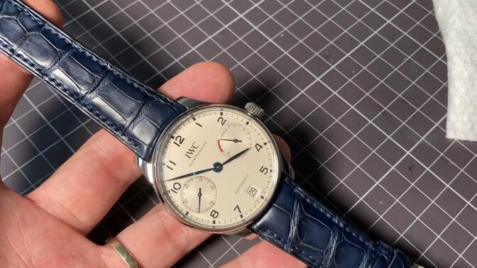 做了那么多表带,才发现万国葡七表带才是独一无二的设计