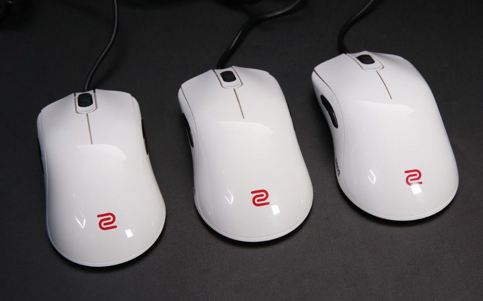 倍受csgo职业选手追捧的鼠标 用上了你就爱不释手——zowie 卓威fk