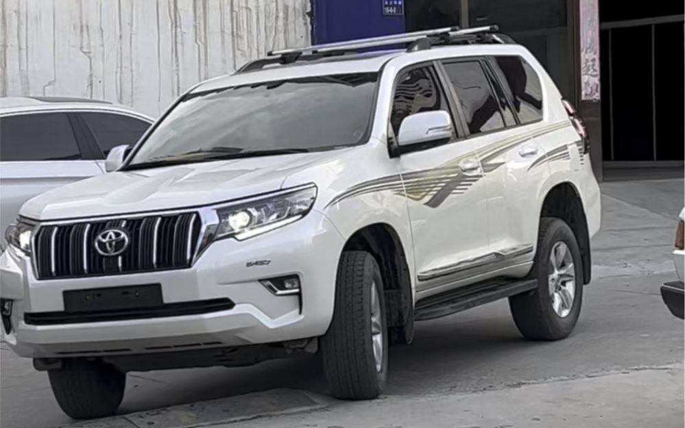 百公里十升油的普拉多,柴油普拉多3.0#丰田霸道 #霸道 #柴油普拉多