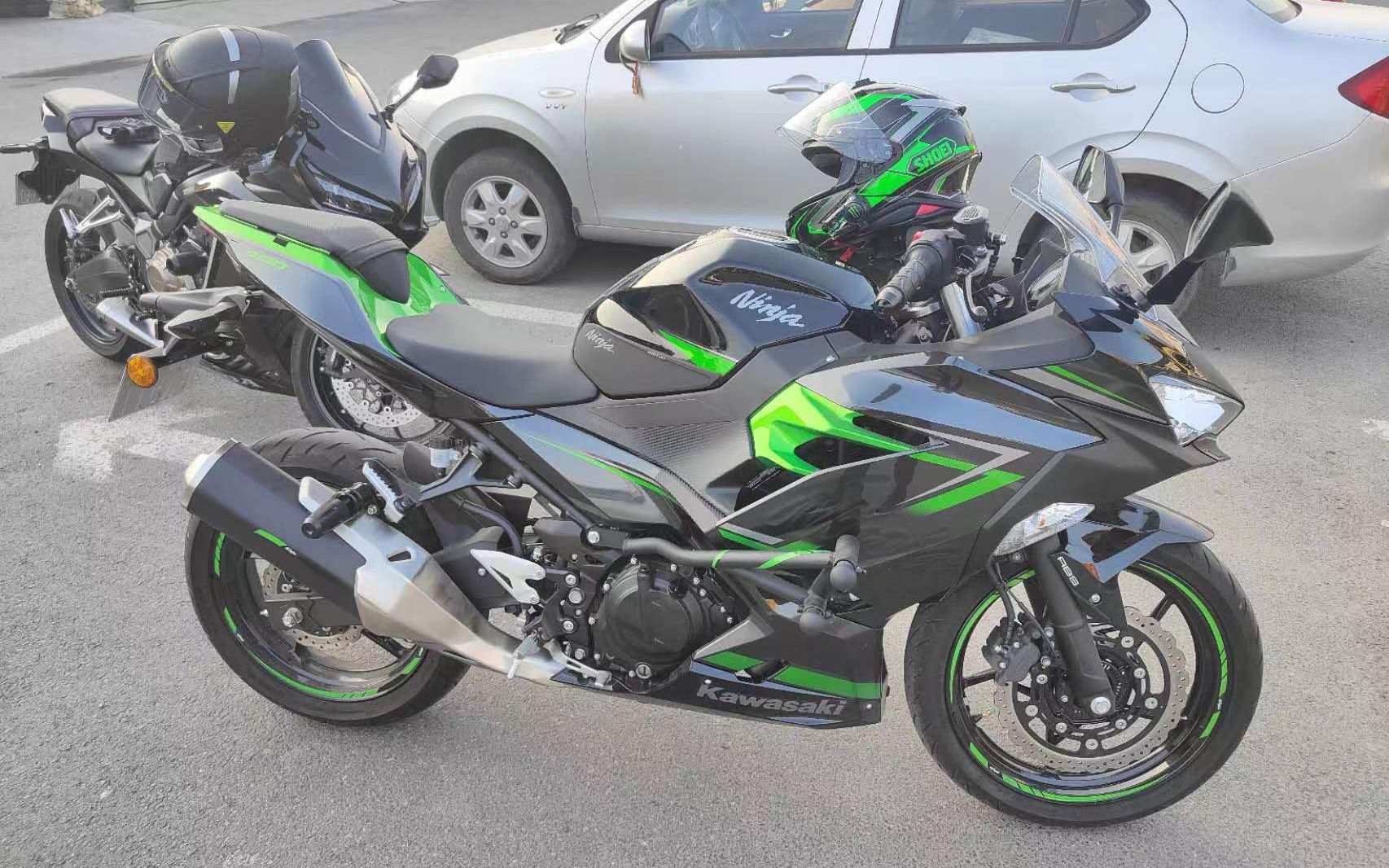 万达偶遇川崎h2 sx老大哥,浅谈ninja400骑行感受