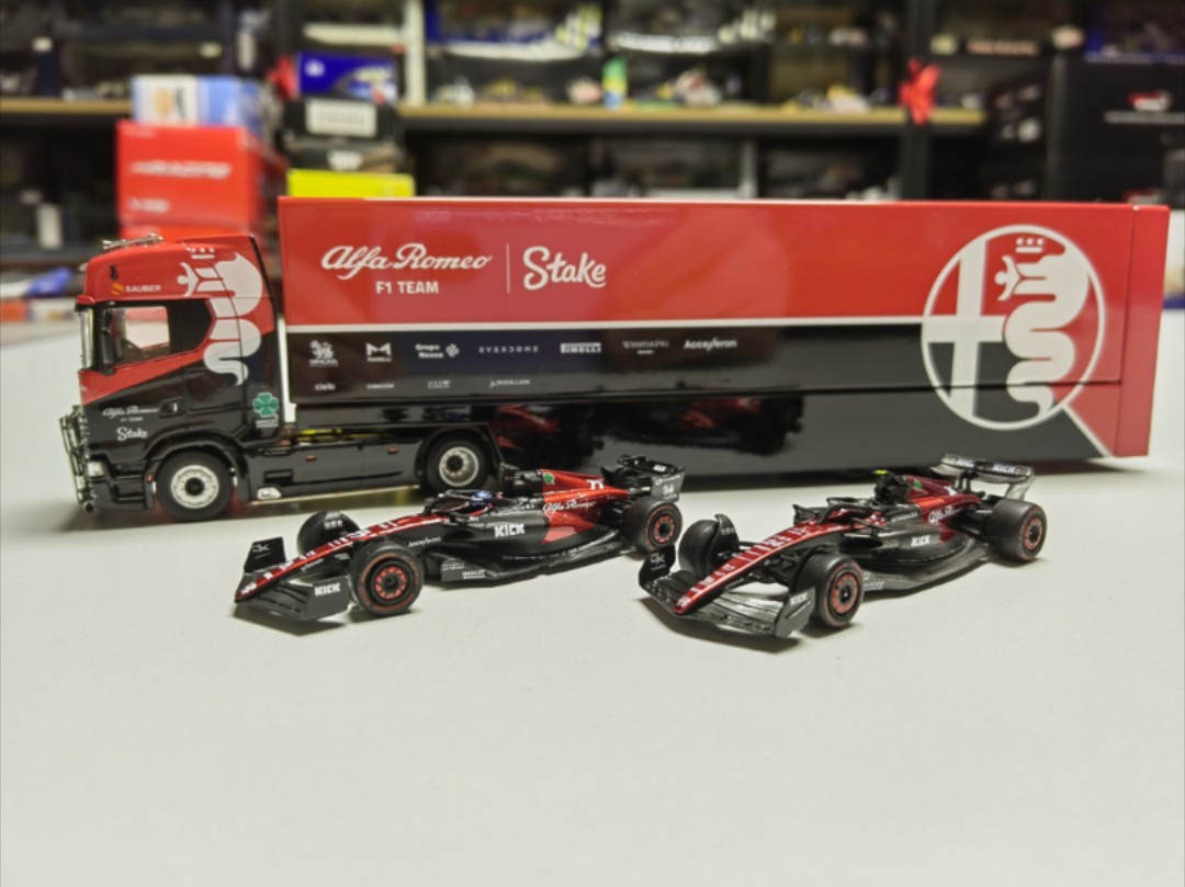 【小比例车模】1比64 阿尔法罗密欧 f1运输车队