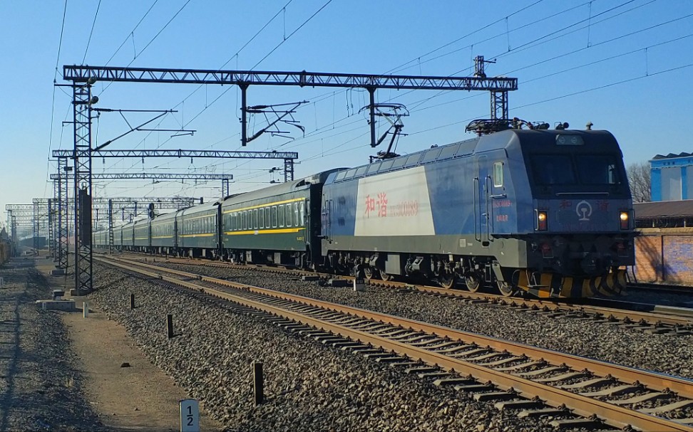 【沈山线】k1055次青岛北至吉林通过桃园道口