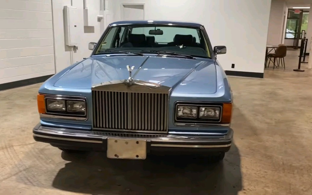 经典老式轿车 1982 劳斯莱斯银灵 RollsRoyce Silver Spirit 最后的英式大船哔哩哔哩bilibili