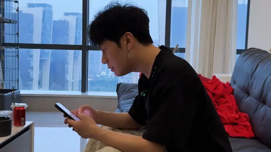 这就是任祸根茁壮成长的后果 #有情人终成眷属海报