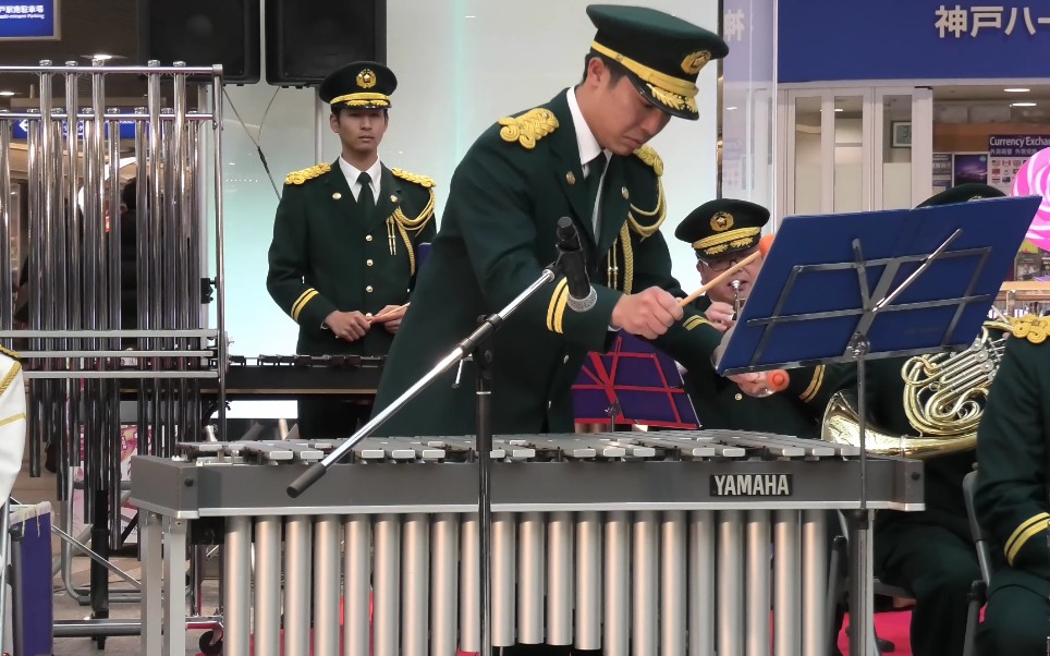 【鲁邦三世】兵库县警乐团演奏80版鲁邦三世主题曲