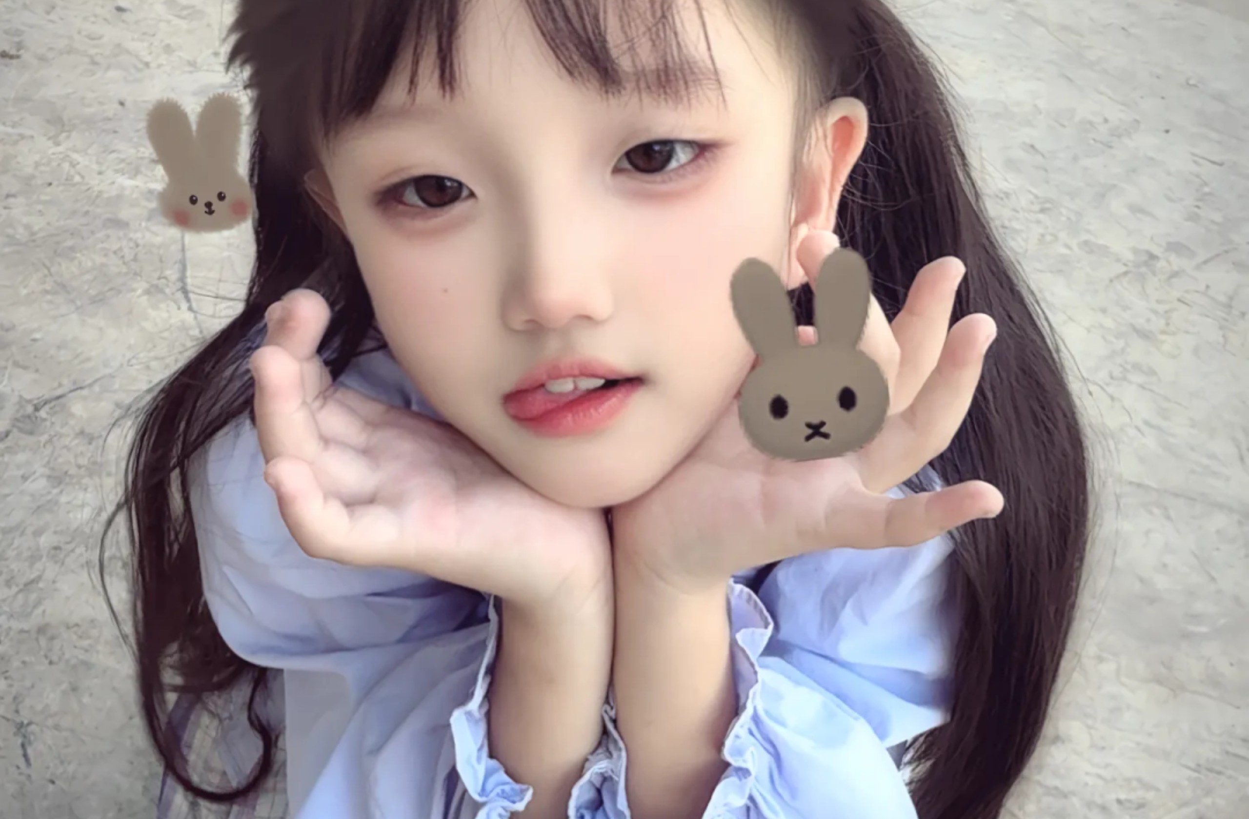 小美女