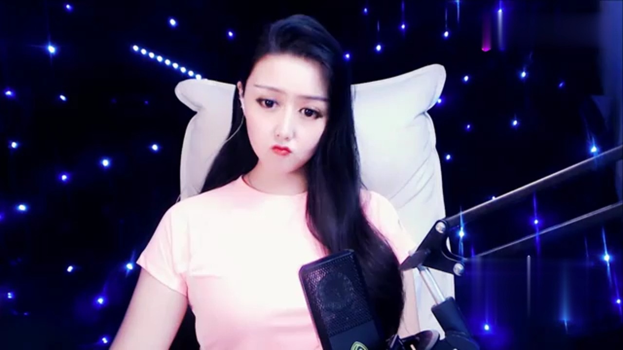 毛惠一曲《偷偷的哭》唱哭了多少伤心的人!