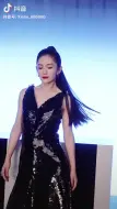 Download Video: 我阿杰的大公主，一个被窝睡不出两个人^_^