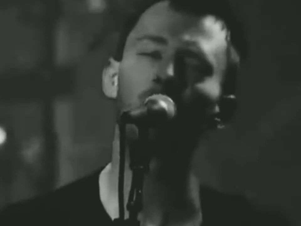 [图]【现场】Radiohead - Let Down HD - Hammerstein Ballroom (1997)