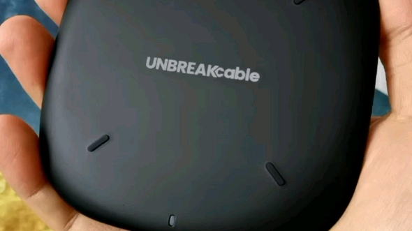 理德铭UNBREAKcable 10W无线充,支持苹果7.5W,Typec输入口,附送高品质C口快充线!哔哩哔哩bilibili