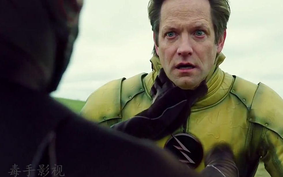 闪电侠变成丧尸真可怕,谁都一拳秒