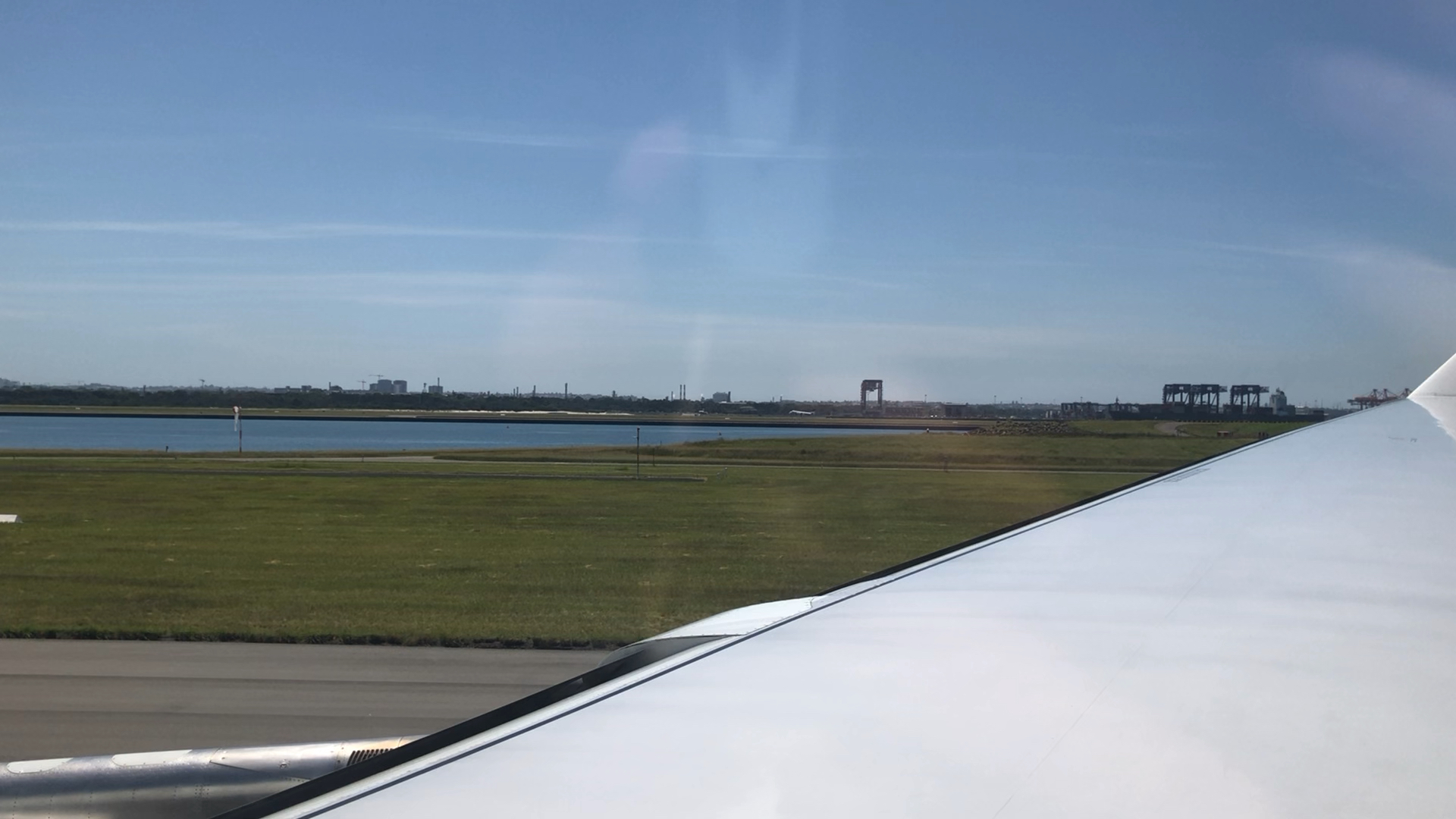 澳航-阿德莱德机场起飞_哔哩哔哩 (゜-゜)つロ 干杯~-bilibili