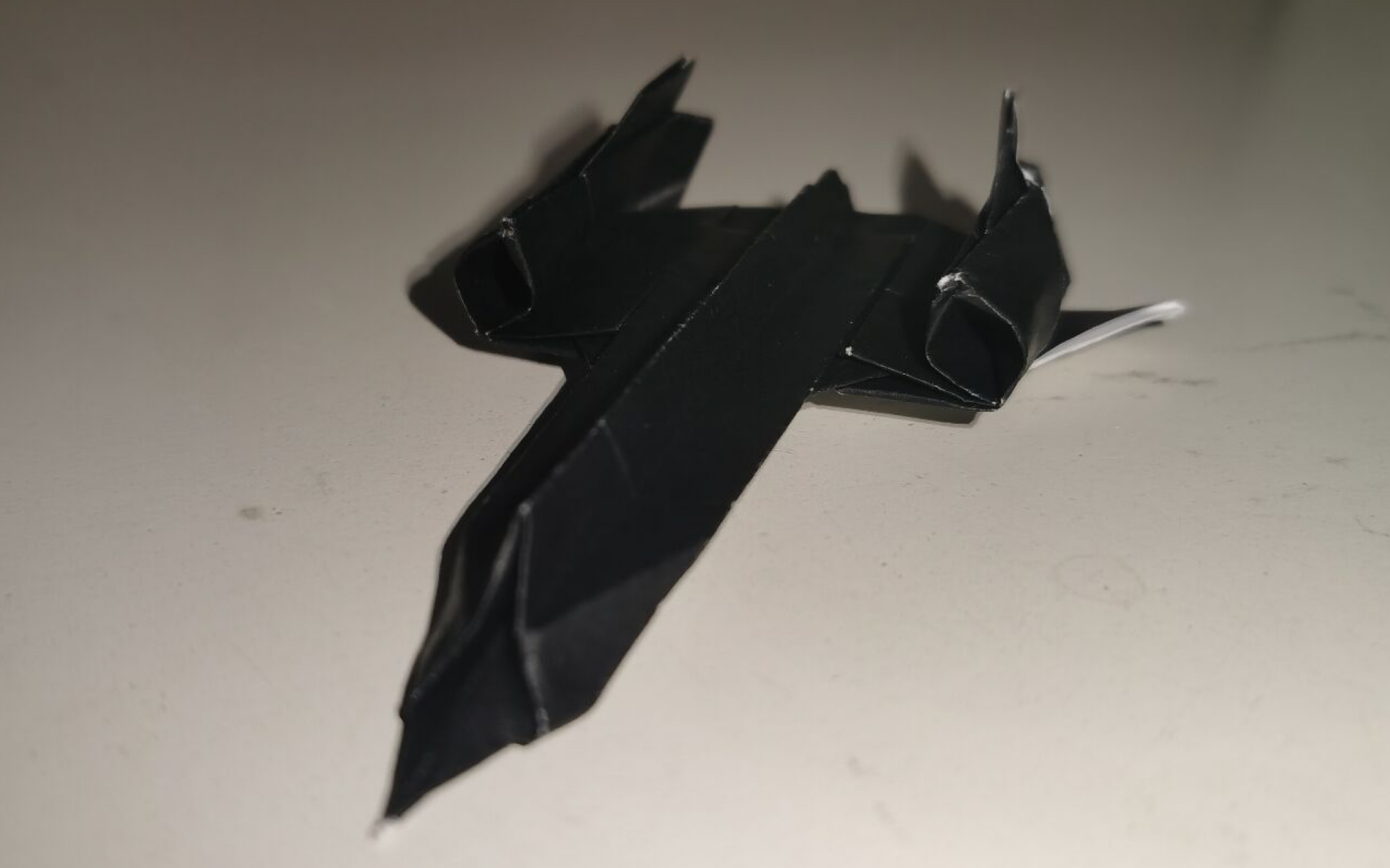 折纸黑鸟侦察机图片