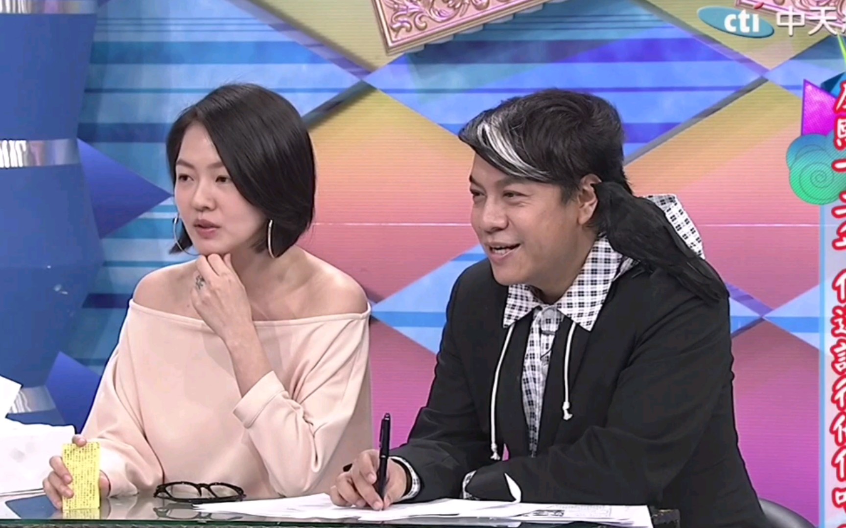 「康熙来了」王大陆的恋情就这样被小s和蔡康永套出来了!