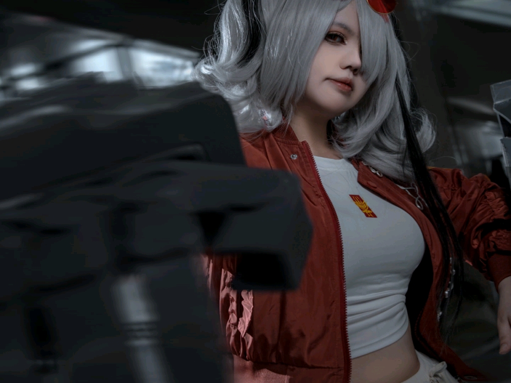 南宁月邪冬典场照 明日方舟食铁兽且试箸