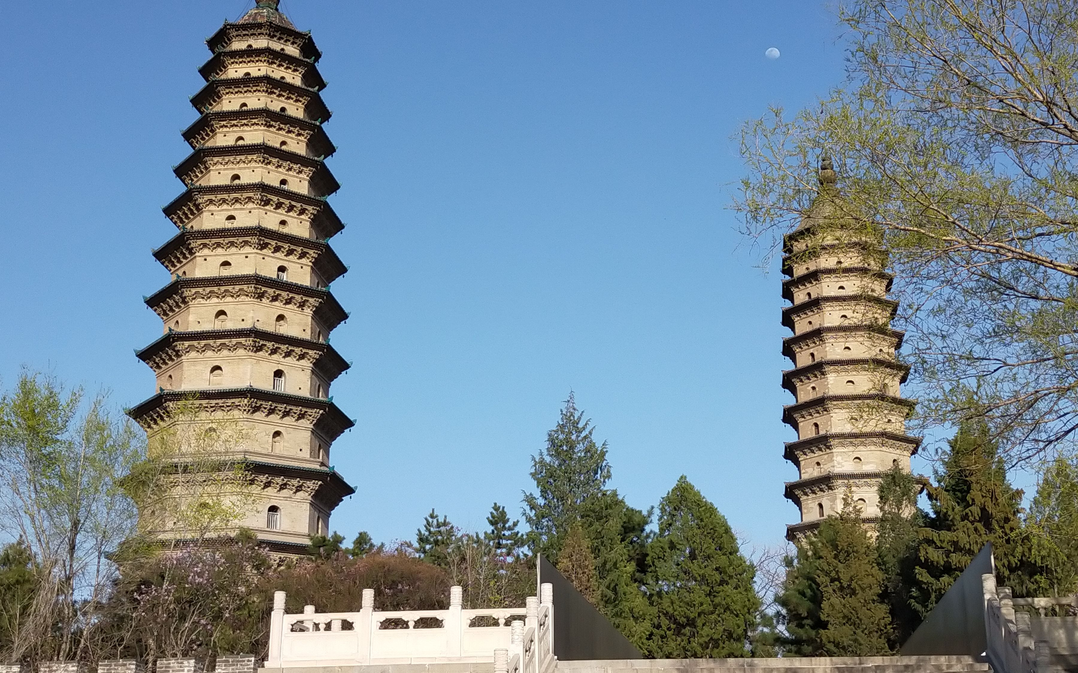 太原双塔寺400多年的历史建造年代和性质完全不同去看看