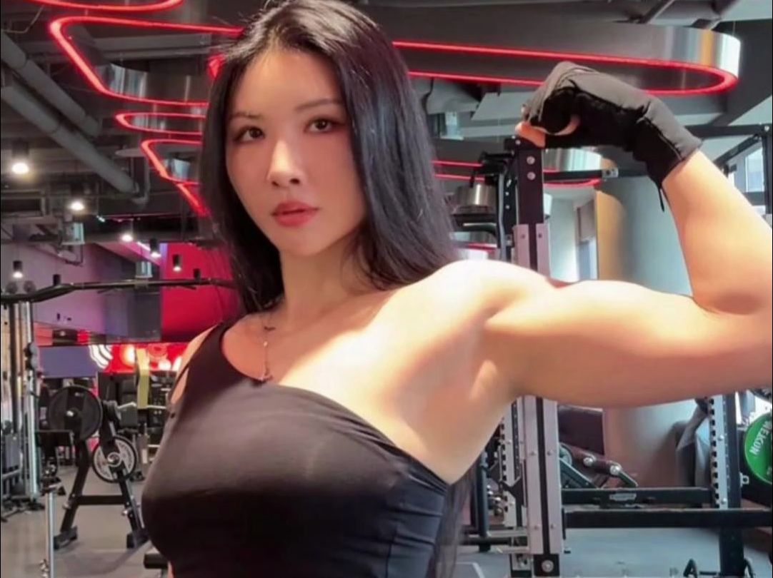 健身女神第一梯队,烨岚小姐姐专业形体展示
