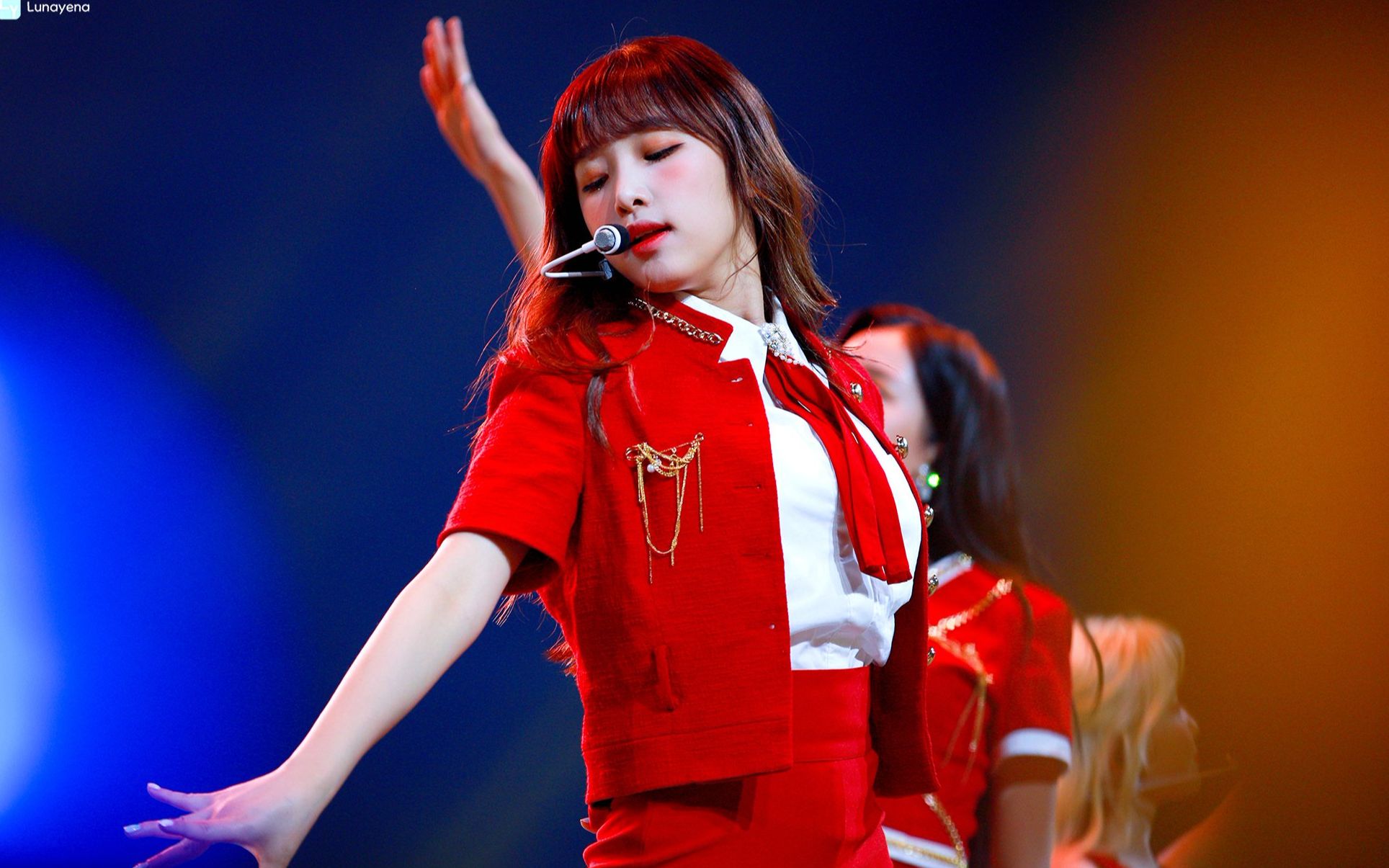 izone红色礼服kcon洛杉矶超清cut小樱花彩演直拍190818