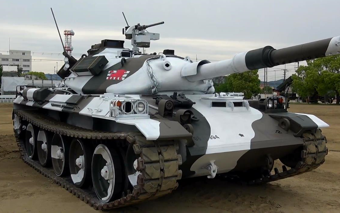 【千僧驻屯地记念行事】陆自"第3师团" - 74式坦克"特别涂装"(冬季/多