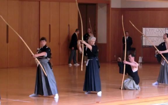 This is kyudo 弓道 in Meiji JinguShiseikan Budojo 明治神宫 至诚馆 武道场哔哩哔哩bilibili