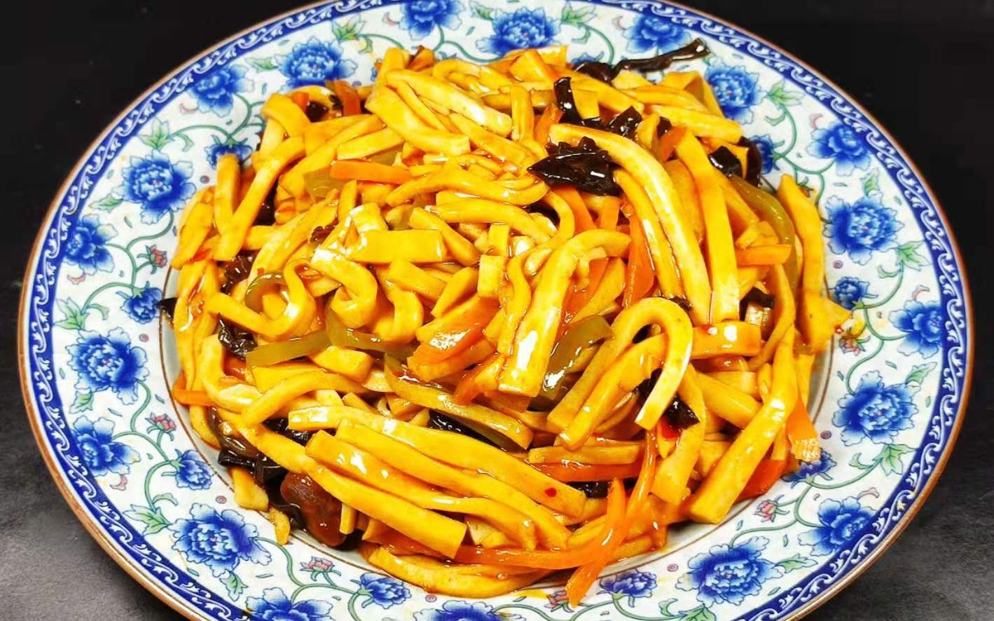 鱼香千叶豆腐用传统的方法烹饪现代的食材酸酸甜甜尝过都说好