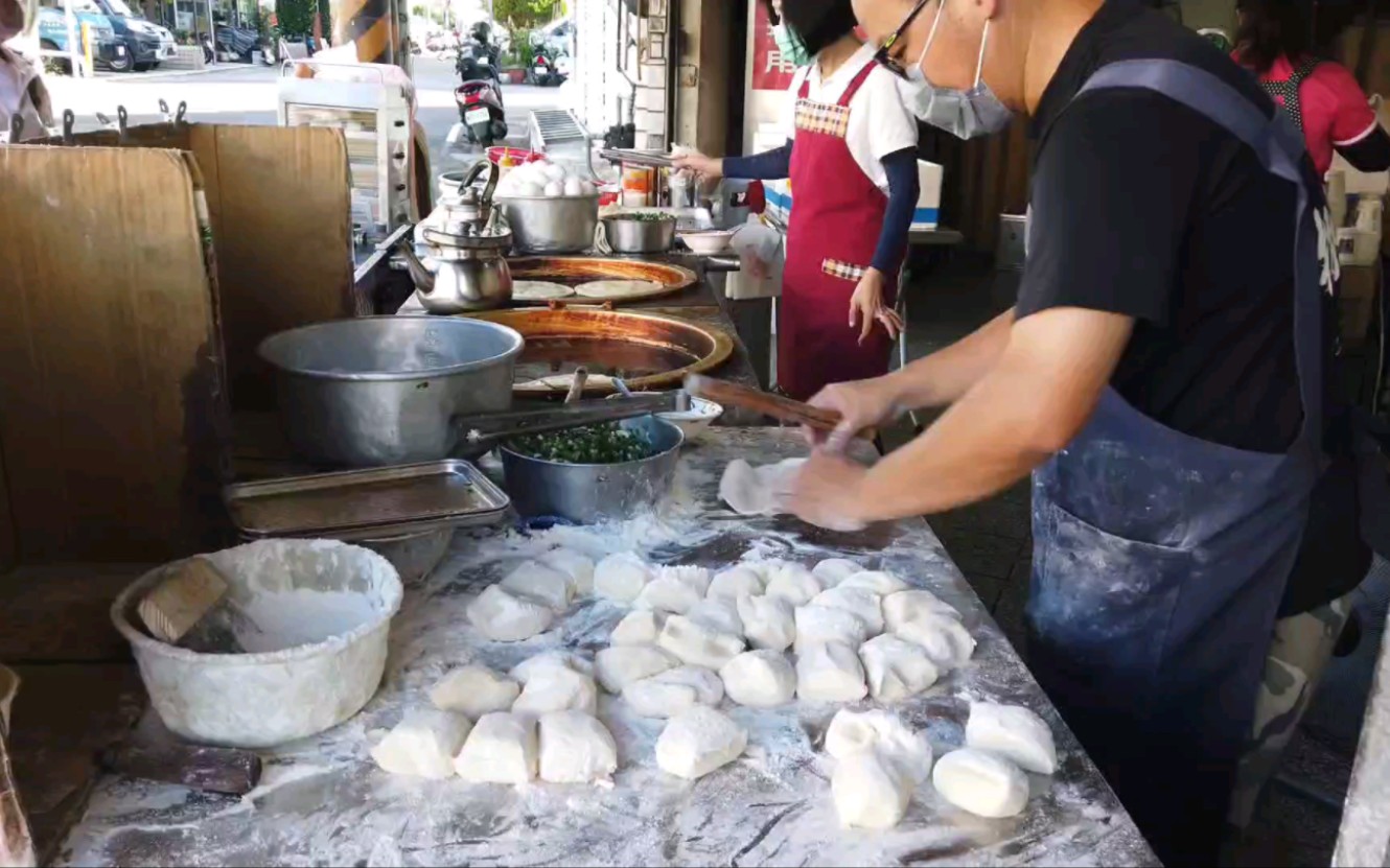 【台湾小吃】手擀蛋饼!早餐首选!