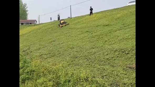 堤坝割灌机 全地形开荒割草机水库拓荒清障车 液压柴油开辟车 森林消防隔离带开辟机器人哔哩哔哩bilibili