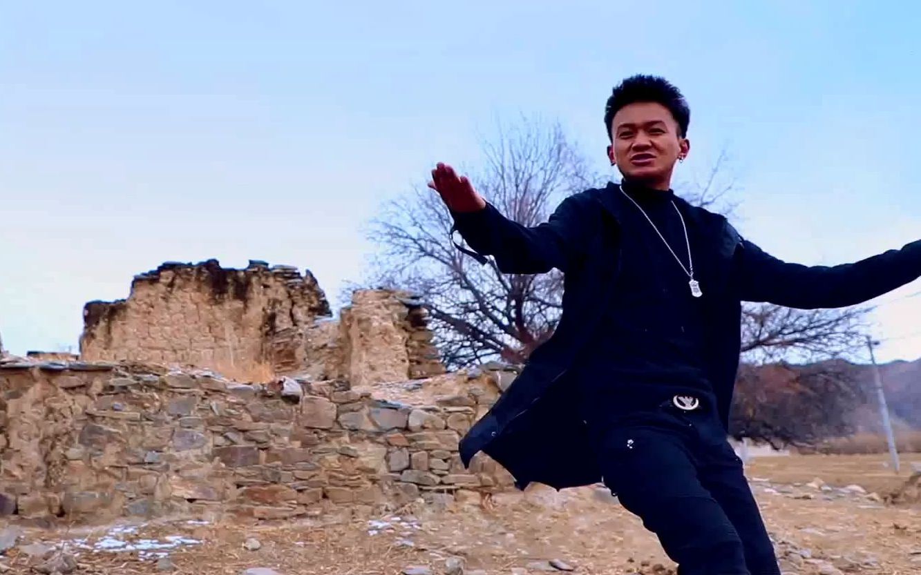 综合藏歌:吉缘年酒 演唱:旦增贡桑