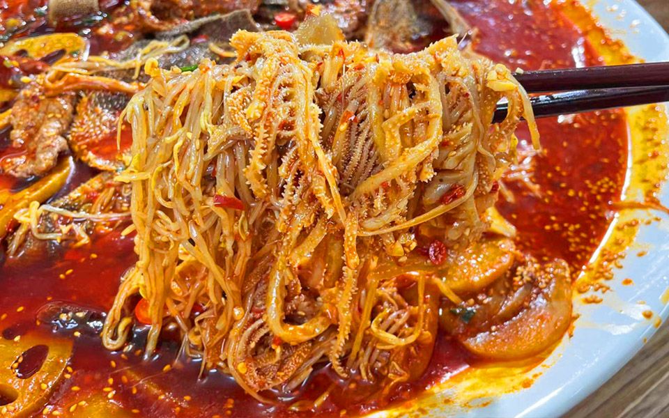 鸭肠毛肚面!爆辣冒菜能吃你就来上班