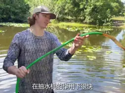 Télécharger la video: 鲍比在混水坑内和神秘大鱼搏斗1个小时