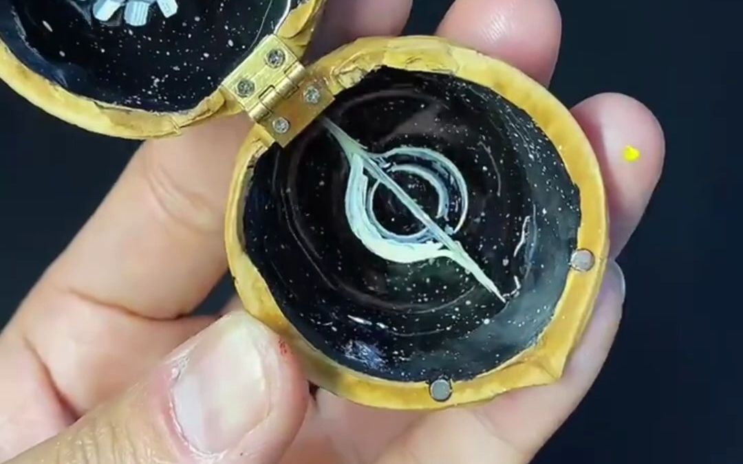 手绘果壳中的宇宙,卡冈图雅.