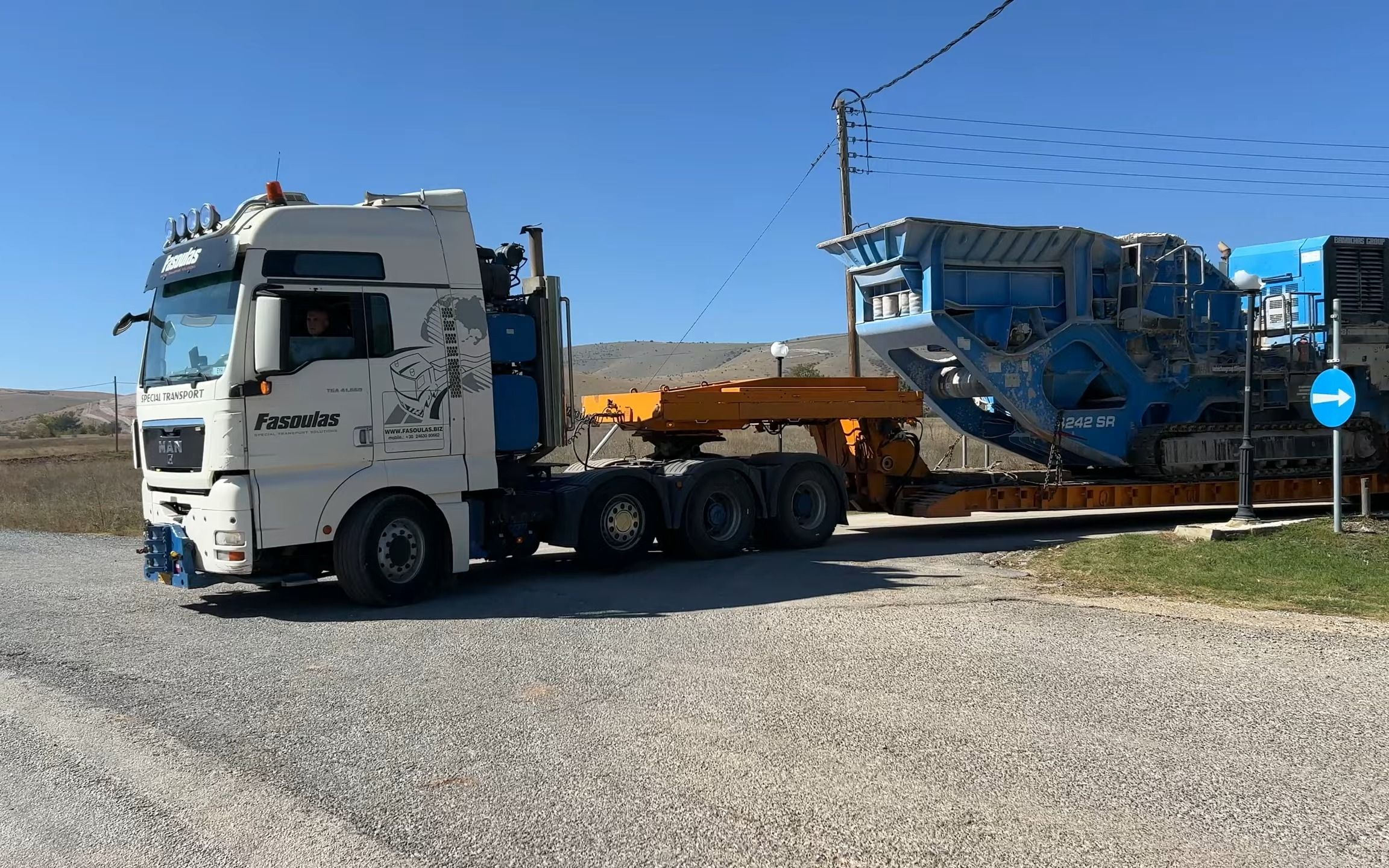运输terex 4242sr颚式破碎机- fasoulas重型运输机