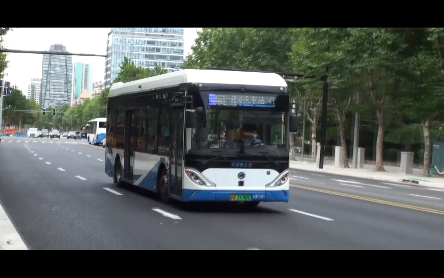 上海公交 浦东上南 隧道三线 l0e-153