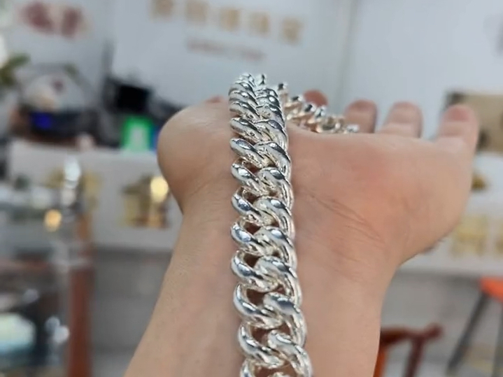 泰裤辣了,160克手工古巴链