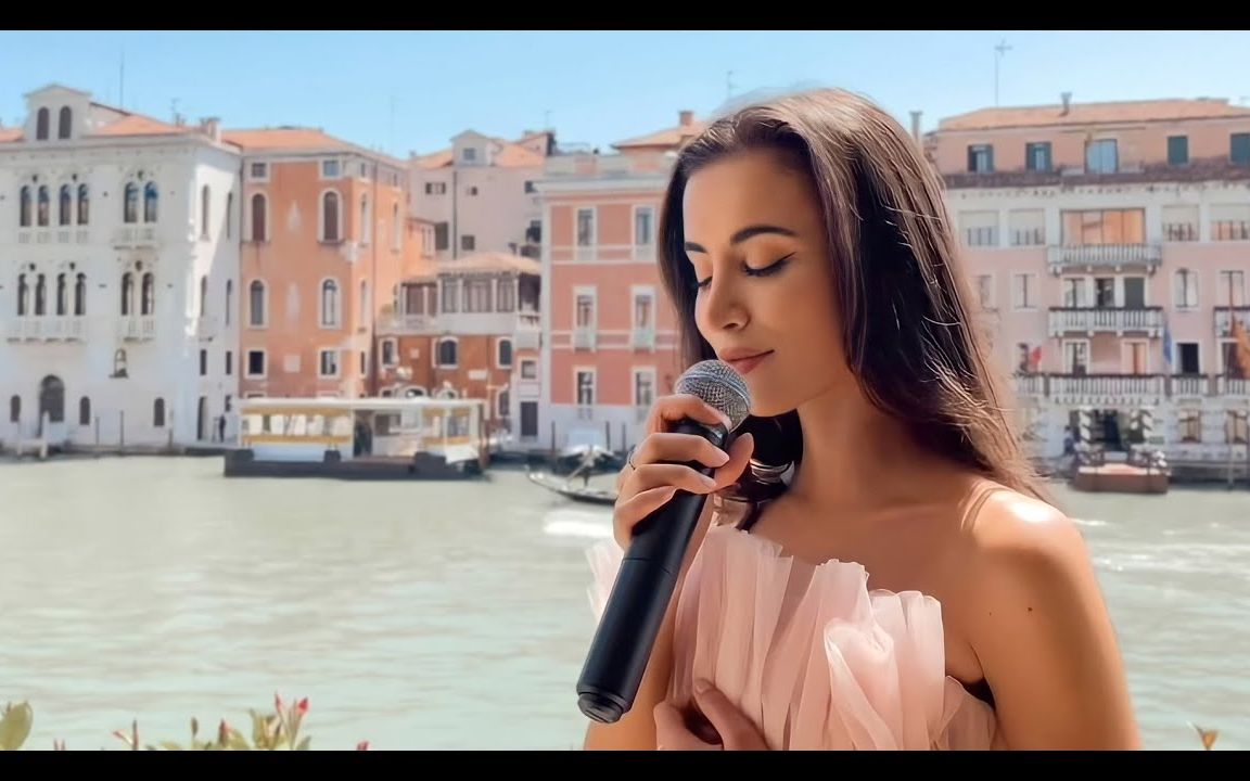 [图]【油管惊艳翻唱】CAN'T HELP FALLING IN LOVE - Elvis Presley (Cover by  Benedetta Caretta)