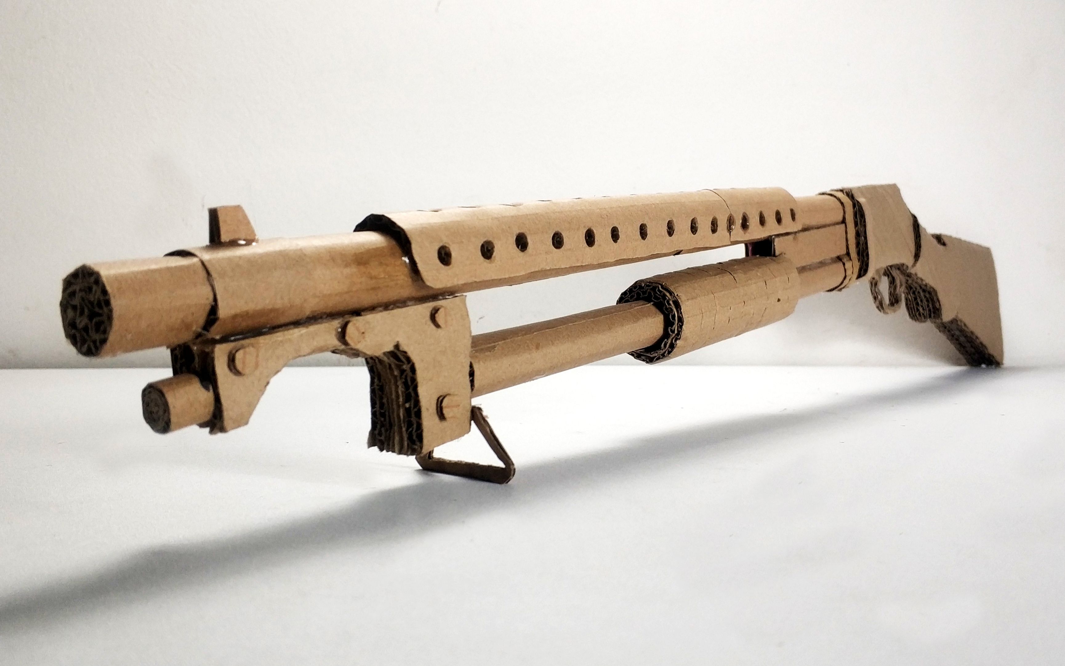 纸板玩具diy手工制作绝地求生s1897霰弹枪模型真的很好玩
