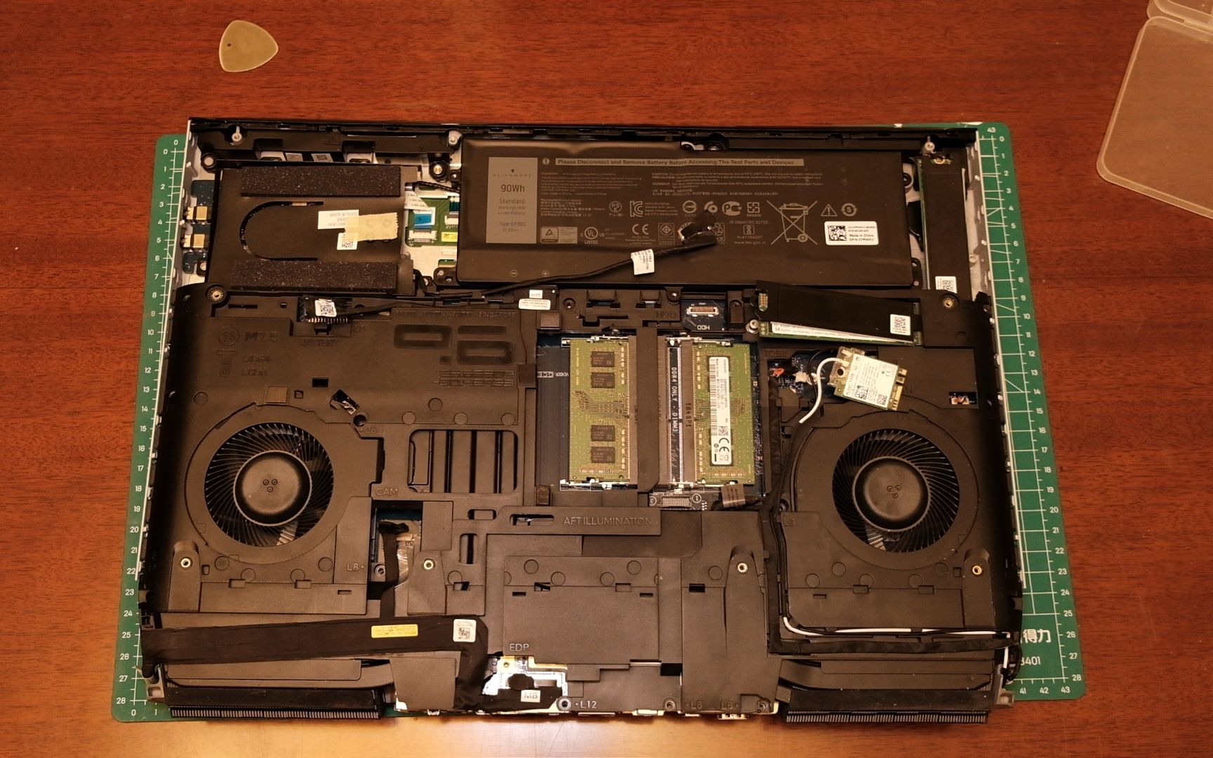 7w外星人alienware area-51m拆机教程 国行量产版_哔哩哔哩_bilibili