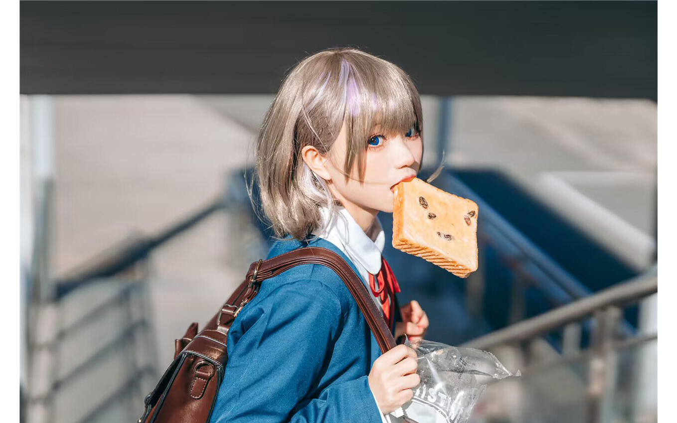 cos之萌妹子校服