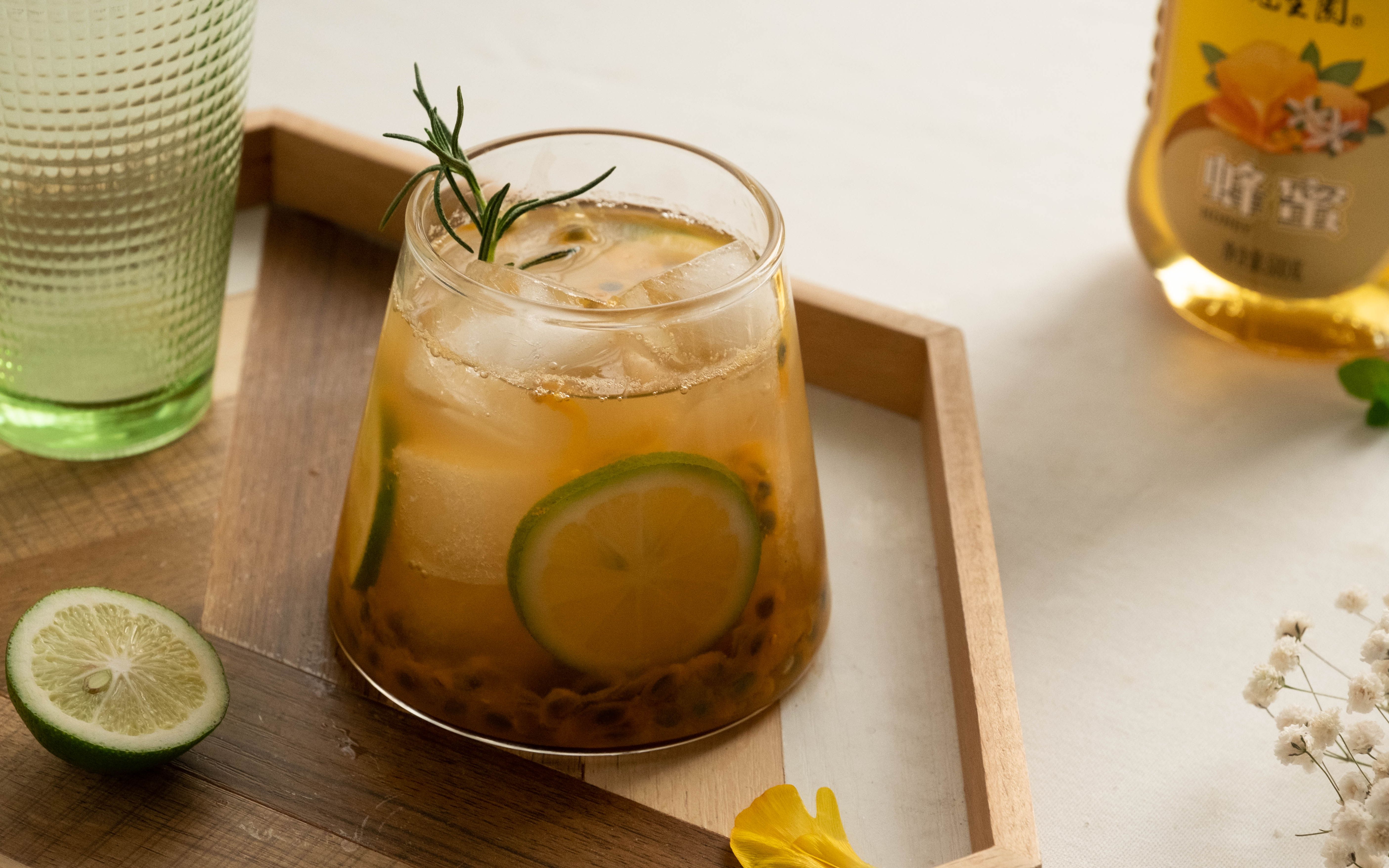 在家自制coco同款经典夏日——百香青柠果绿茶,原来这么简单就能搞定!