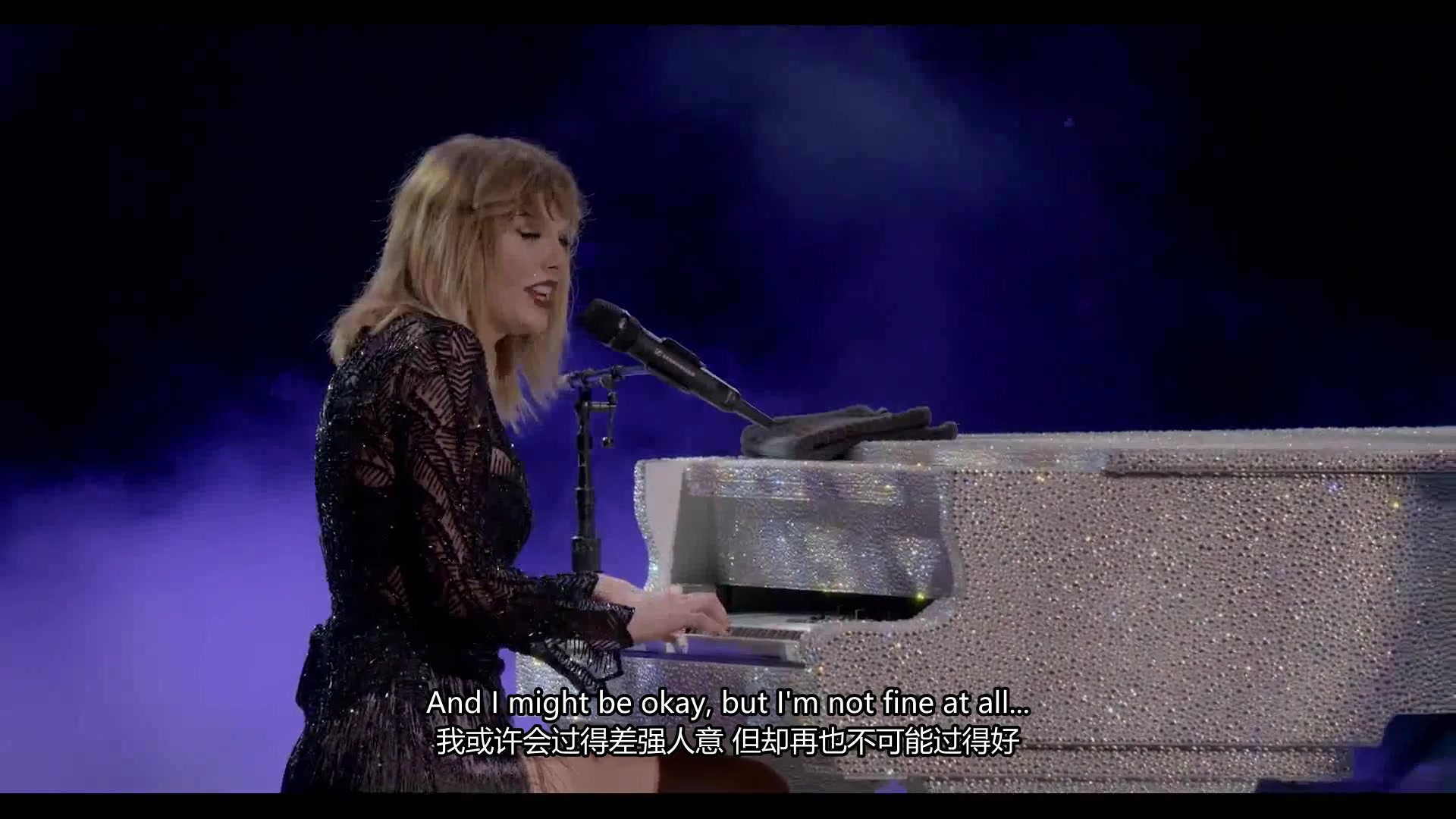 [图]【Taylor Swift】All too Well-at Super Saturday Night Concert